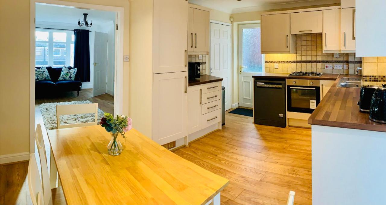 Homely Detached 3 Bedroom House Near Sheffield Rotherham Esterno foto