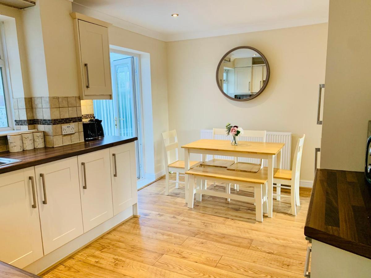 Homely Detached 3 Bedroom House Near Sheffield Rotherham Esterno foto