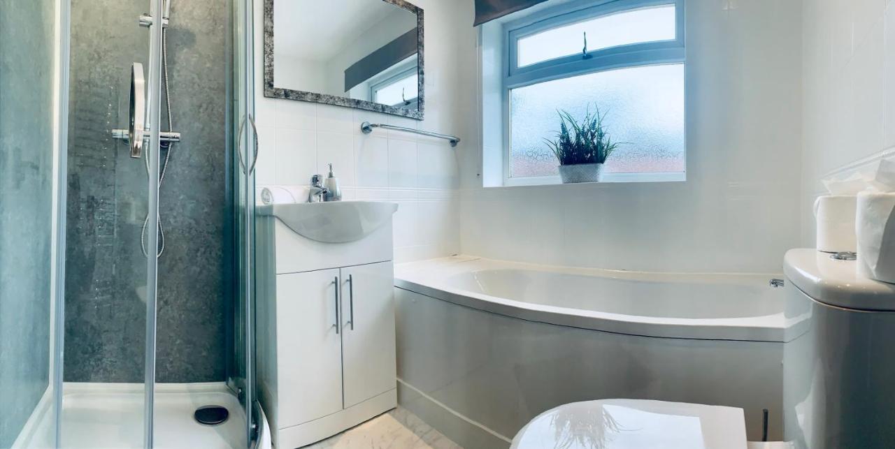 Homely Detached 3 Bedroom House Near Sheffield Rotherham Esterno foto