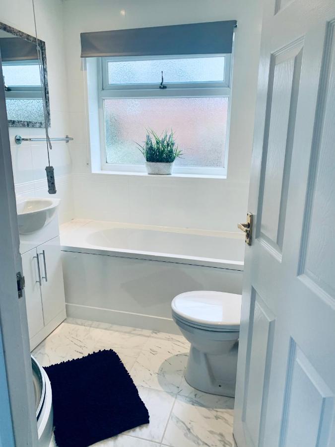 Homely Detached 3 Bedroom House Near Sheffield Rotherham Esterno foto